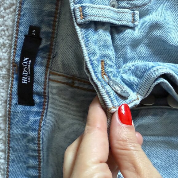 Hudson Remi High-Rise Straight Ankle Jean - Light Wash Distressed Wide Leg Pants - Picture 8 of 9